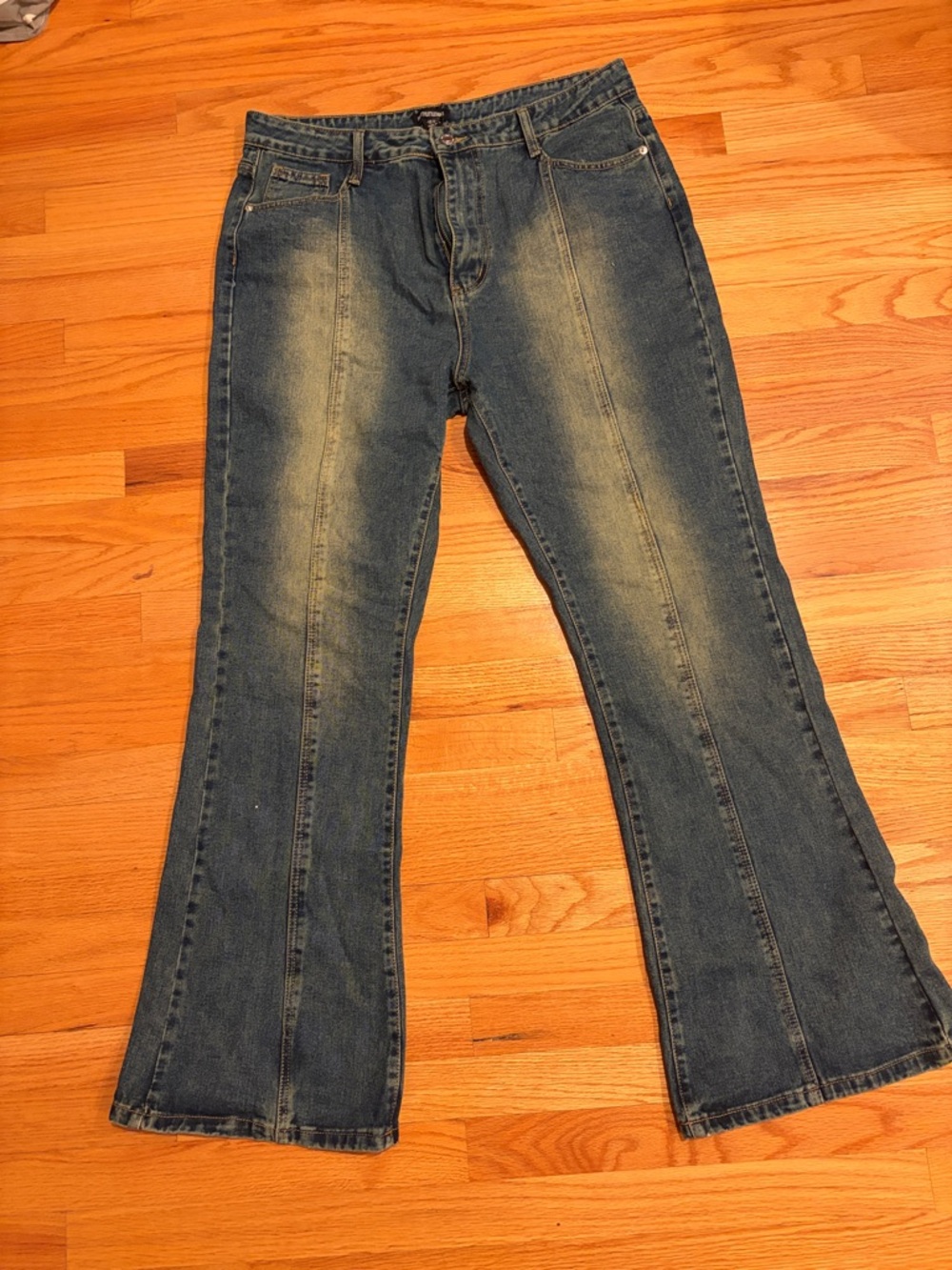 PrettyLittleThing Blue Flare Jeans with Faded Front Panels